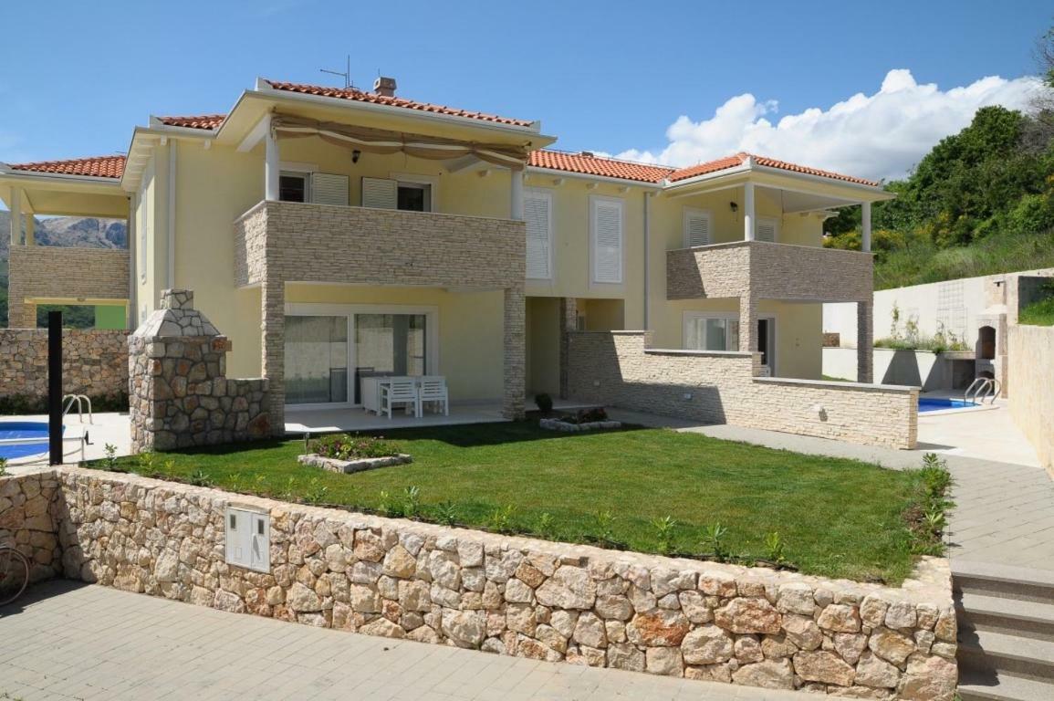 House Sunny Rock Baska Villa Kültér fotó