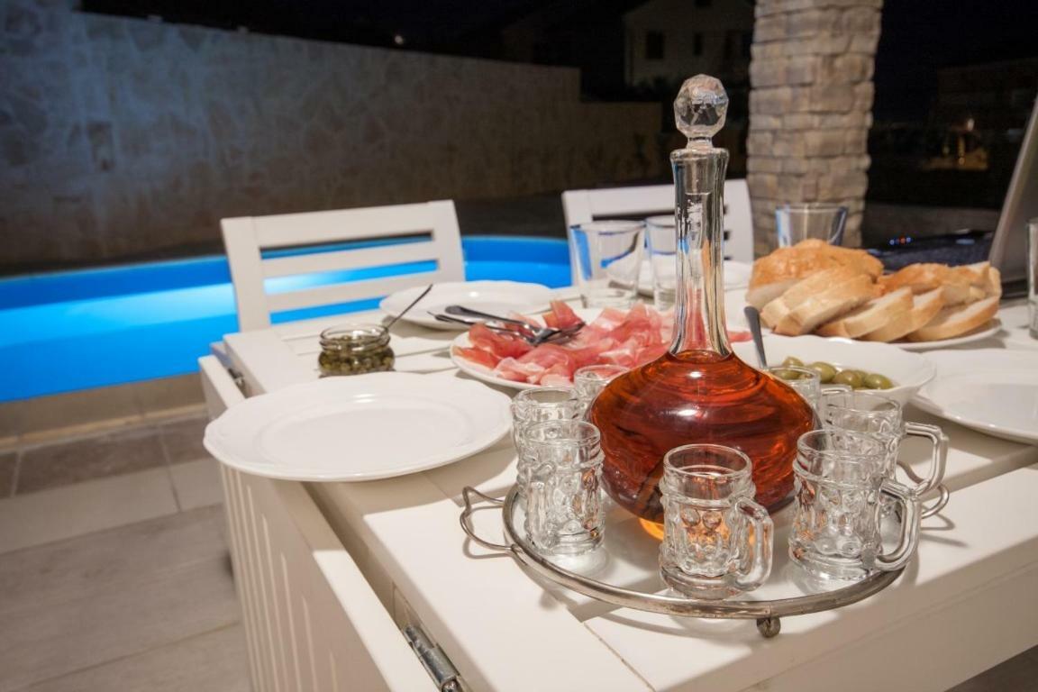 House Sunny Rock Baska Villa Szoba fotó
